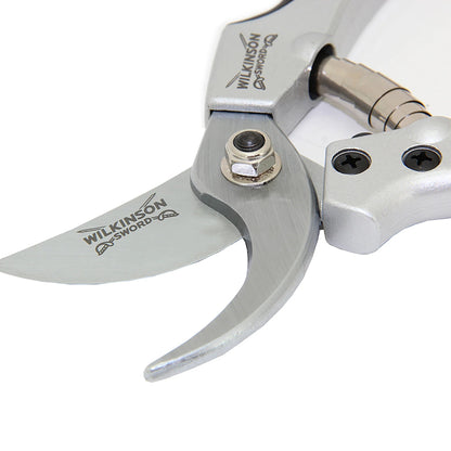 close up of Professional bypass pruning shears