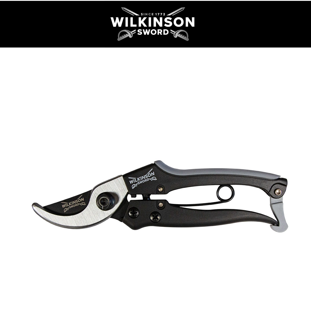 Wilkinson Sword Ultralight Bypass Pruner with lightweight ergonomic handles and sharp bypass blades for precise pruning of live stems and branches