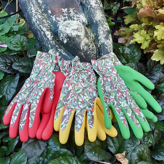 Town & Country ladies' gardening gloves triple pack in medium size with red chilli pepper design and close-fit wrists