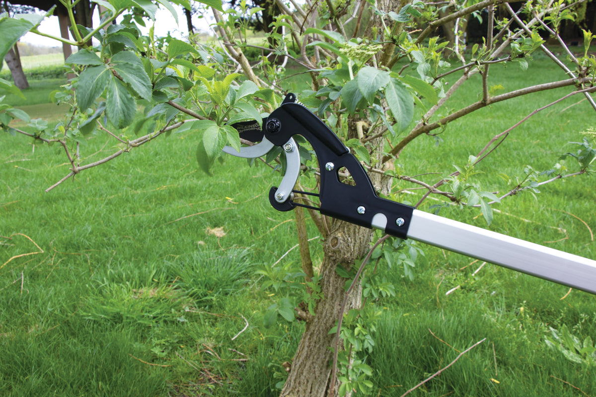 close up of head of Wilkinson Sword Ultralight Branch Cutter Head with sharp cutting blade attachment for pruning and removing branches in the garden