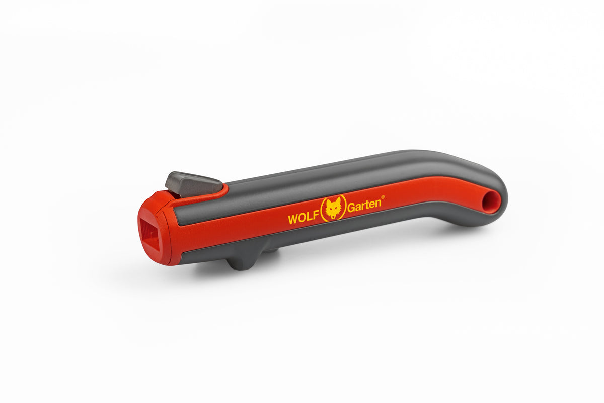 Wolf-Garten Multi-change® Small Crumbler LFM & ZM015 Mini Handle - 25cm Short Handle WolfOnline